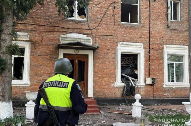 Ворожі атаки на Донеччину та Київщину: нові авіаудари і дронові атаки