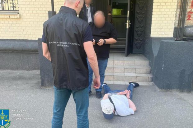 30 тысяч долларов за пересечение границы: разоблачена преступная схема в Молдову