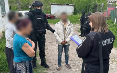 Масштабная наркооперация: в Черкасской области задержали 17 участников преступной организации