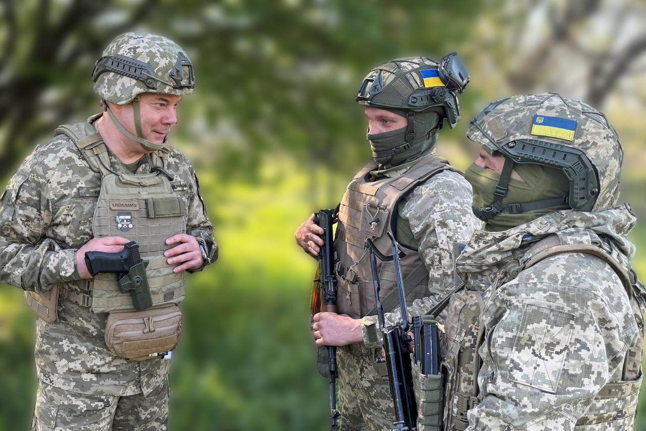 Генерал привітав військових