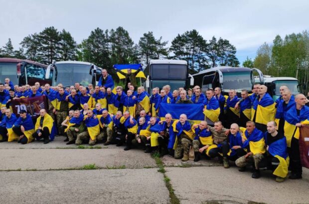 Масштабний обмін: 205 українських захисників повернулися з російського полону