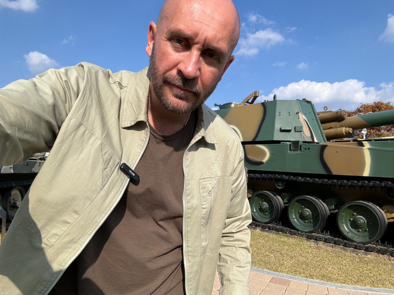 Фото з місця події: Роман Бочкала під час подорожі до Сеулу