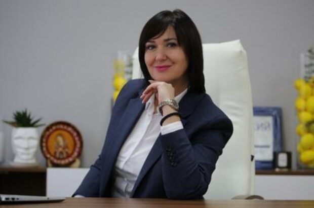 Ректор Луцкого университета приобрела дорогой Audi и солнечную станцию во время отчисления 1000 студентов-мужчин