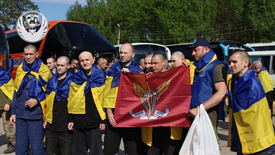 Большой обмен »1000 на 1000» стартовал: первая группа освобожденных украинцев вернулась из плена