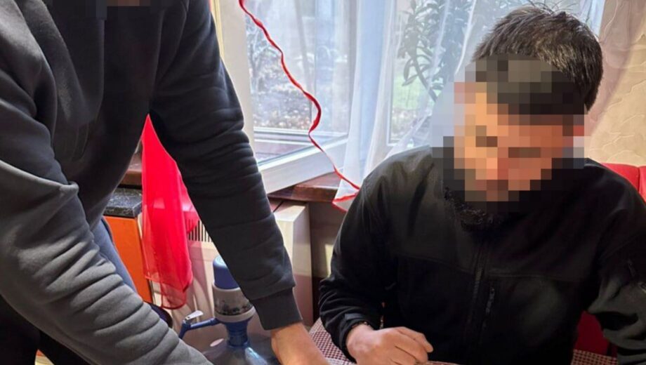 Директор предприятия предстанет перед судом за снабжение военным 20 тысяч некачественных спальников
