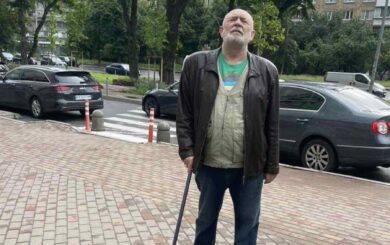 Приватний виконавець арештувала пенсійний рахунок 74-річного полковника: родина вимагає справедливості