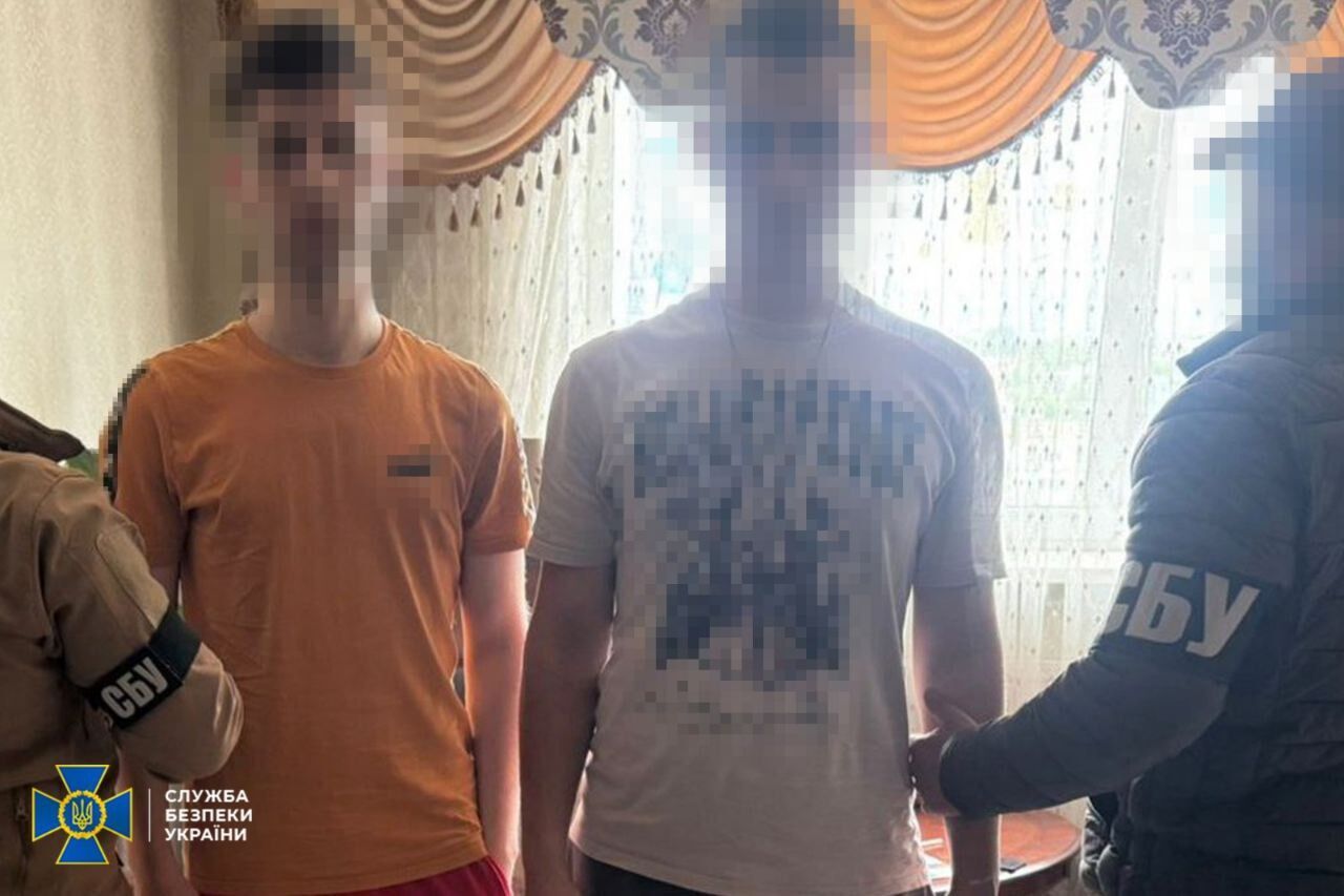Правоохоронці затримали підпалювачів об’єктів Укрзалізниці та авто військових