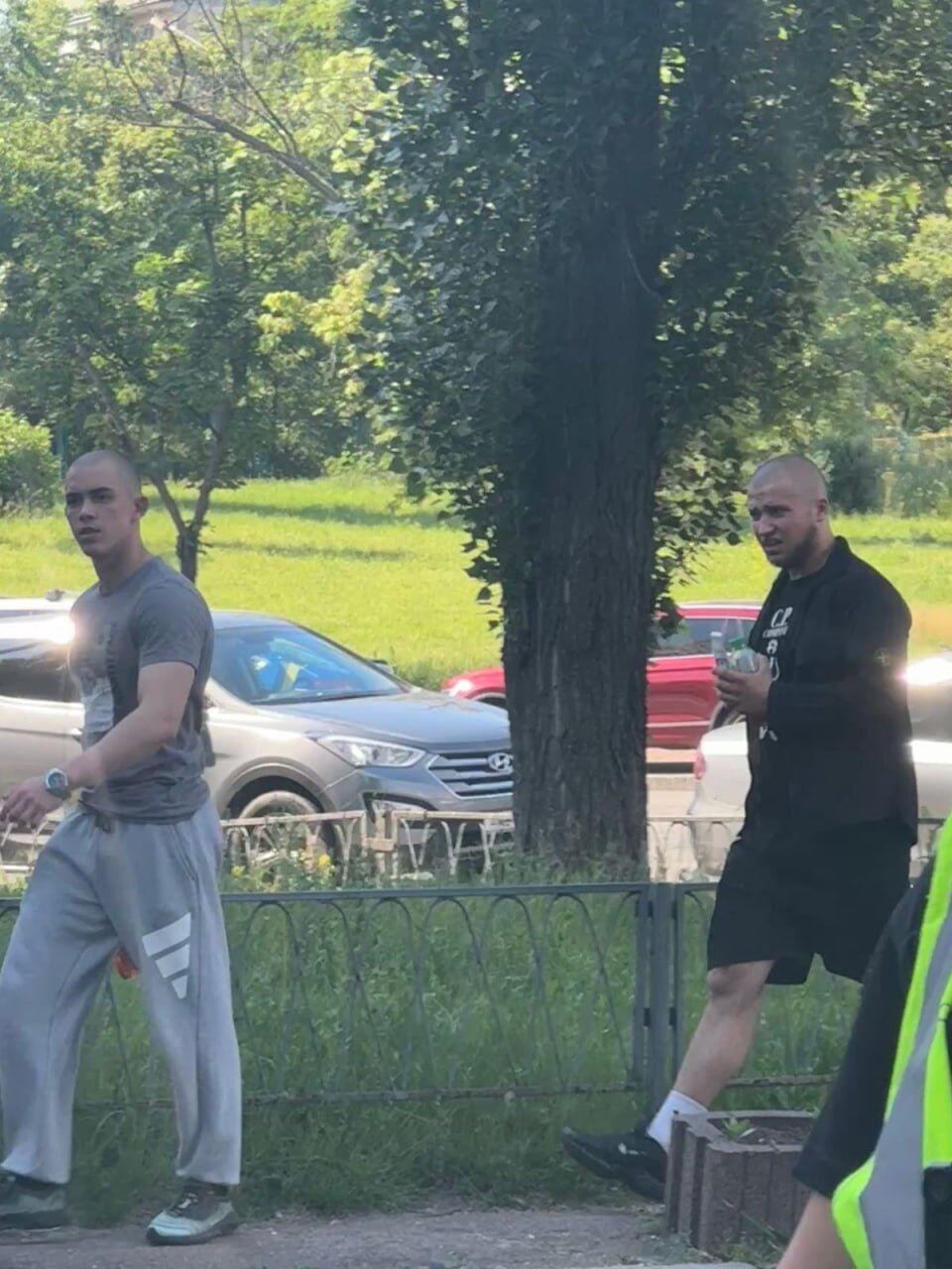 Піймали на гарячому: на Лівобережній поліція і журналісти ''накрили'' шахрайський кол-центр (фото)
