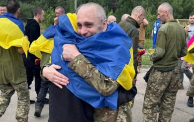 Среди освобожденных много военных, которые были в плену с 2022 года