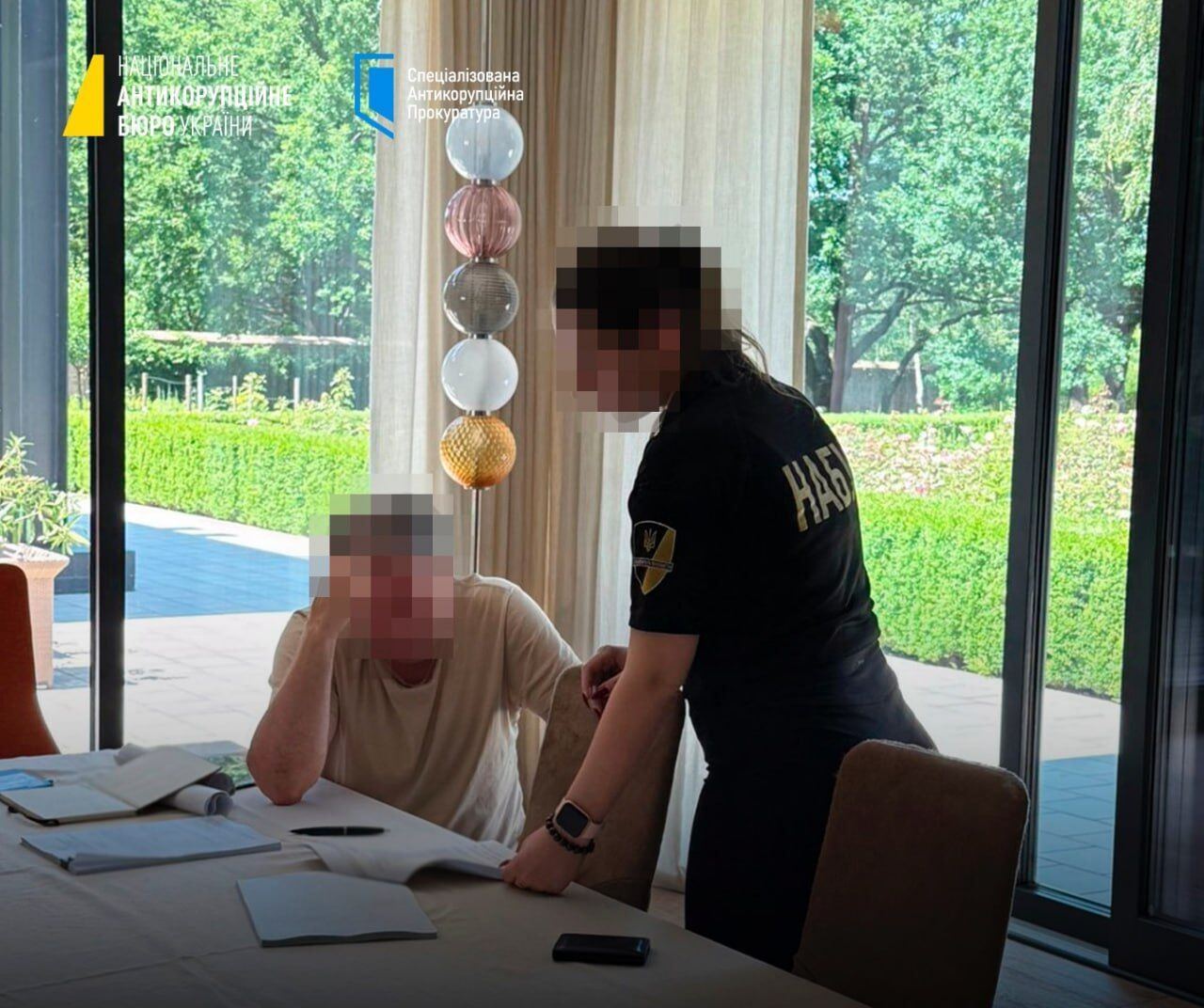 Задержаны люди, которые на закупке медоборудования для онкобольных украли более 231 миллиона гривен