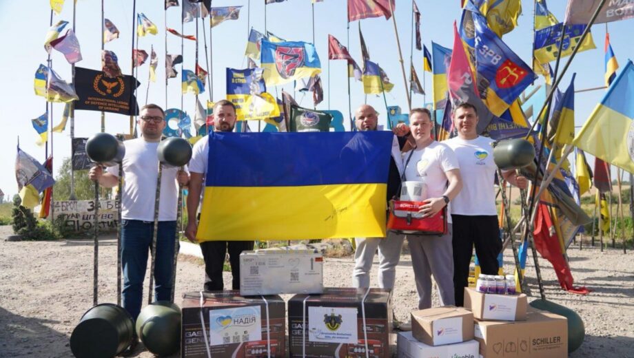 Помощь на передовую: Дубиль, Присяжнюк и фонд »Надежда» поддержали бойцов в трех направлениях фронта