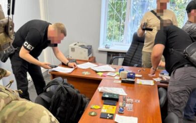 Масштабна атака на НАБУ: силовики обшукали 15 працівників, застосували силу, перевіряють держтаємницю