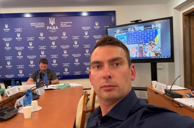 Комітет Ради одноголосно підтримав законопроєкт про відновлення повноважень НАБУ та САП