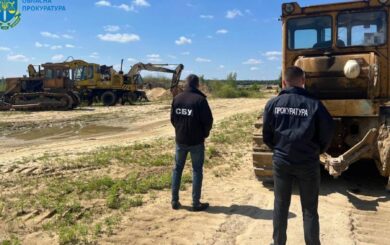 На Волыни начальник карьера »Укрзализныци» украл более 60 тысяч тонн песка — прокуратура