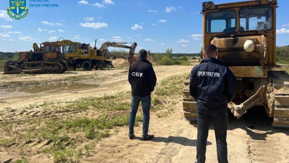 На Волині начальник кар’єру ”Укрзалізниці” вкрав понад 60 тисяч тонн піску — прокуратура