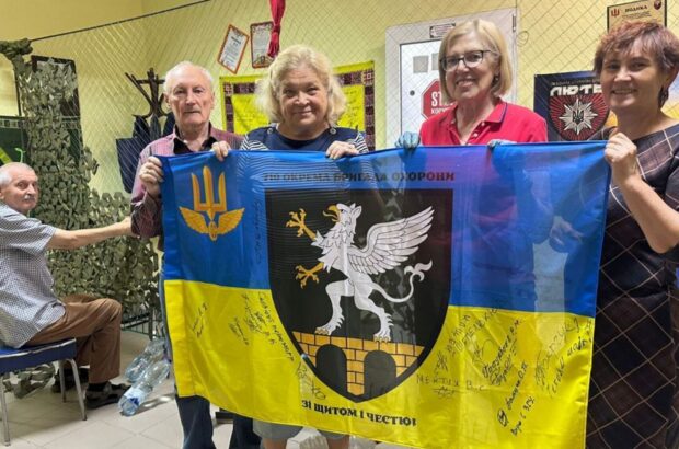 ”Зі щитом і честю!”: львівський волонтерський центр отримав нову подяку за допомогу війську