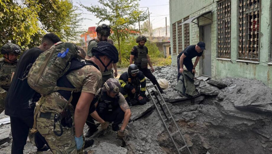 Россия ударила баллистическими ракетами по Запорожью: среди раненых люди в тяжелом состоянии