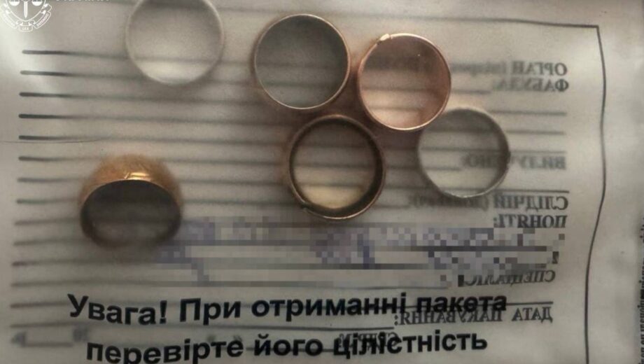 В Харьковской области медсестра морга присваивала ценности погибших воинов