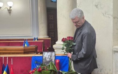Колишній президент пропонує блокування месенджера після трагедії з Парубієм