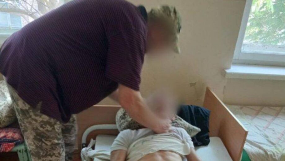 Привязаны пациенты и наркотики в палатах: в психушке наказали персонал