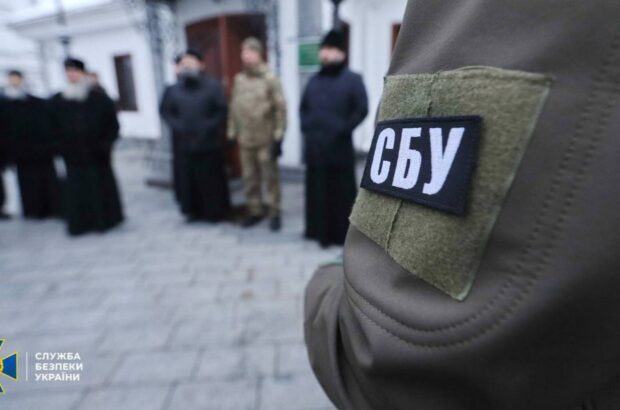 Якщо з-під ряси виглядає мундир: попи УПЦ (МП) під слідством
