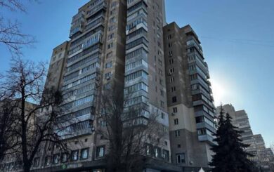 ”Видали заміж” мертву киянку: у столиці судитимуть аферистів за схему з квартирою