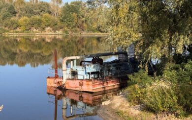 В Пуховке остановили нелегальную добычу песка, но »Стройиндустрия-Сервис ЛТД» продолжает работать