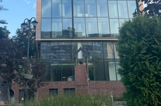 Будівництво готелю Radisson у Києві під кримінальною перевіркою ДБР