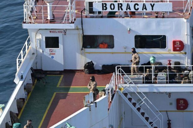 Во Франции арестовали капитана и помощника »теневого» российского танкера Boracay