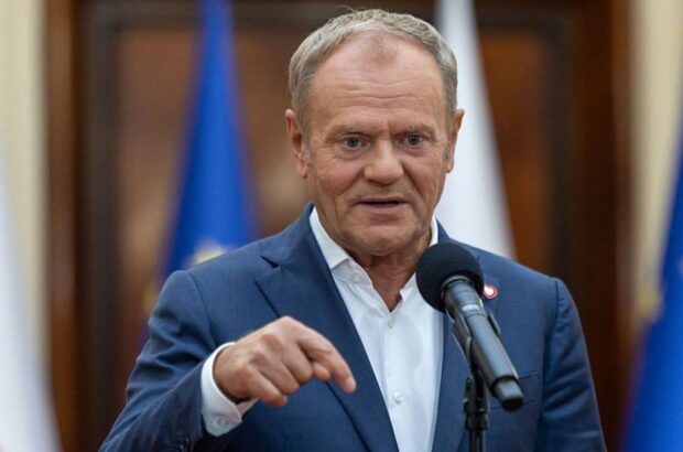 Дональд Туск запитує, хто стоїть за мирним планом щодо України
