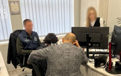 Колишній посадовиці омбудсмана інкримінують збитки бюджету