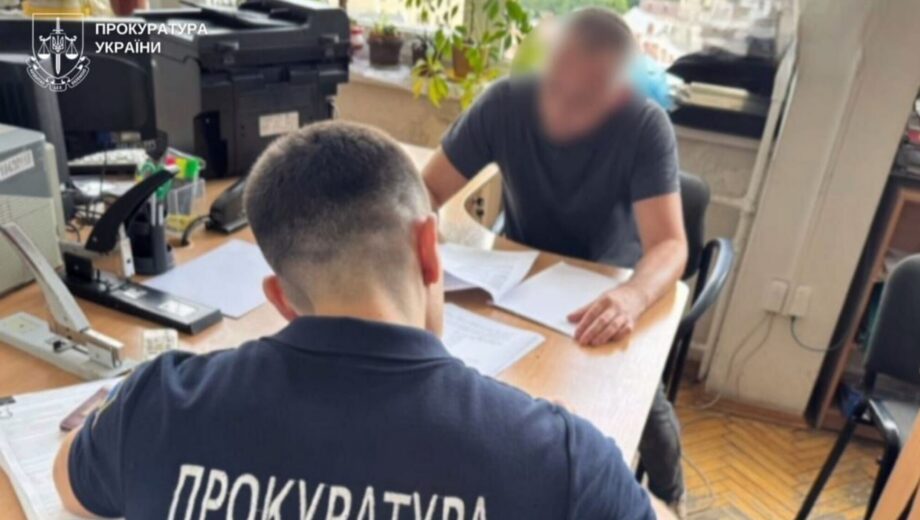 На Буковине будут судить должностного лица земельного кадастра за участие в схеме незаконного отчуждения земель