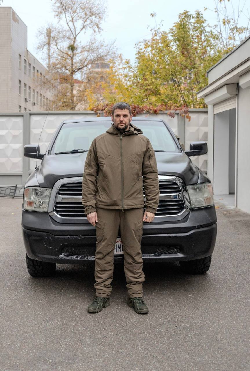 Domino Foundation передала военным мощный Dodge RAM для Покровского направления