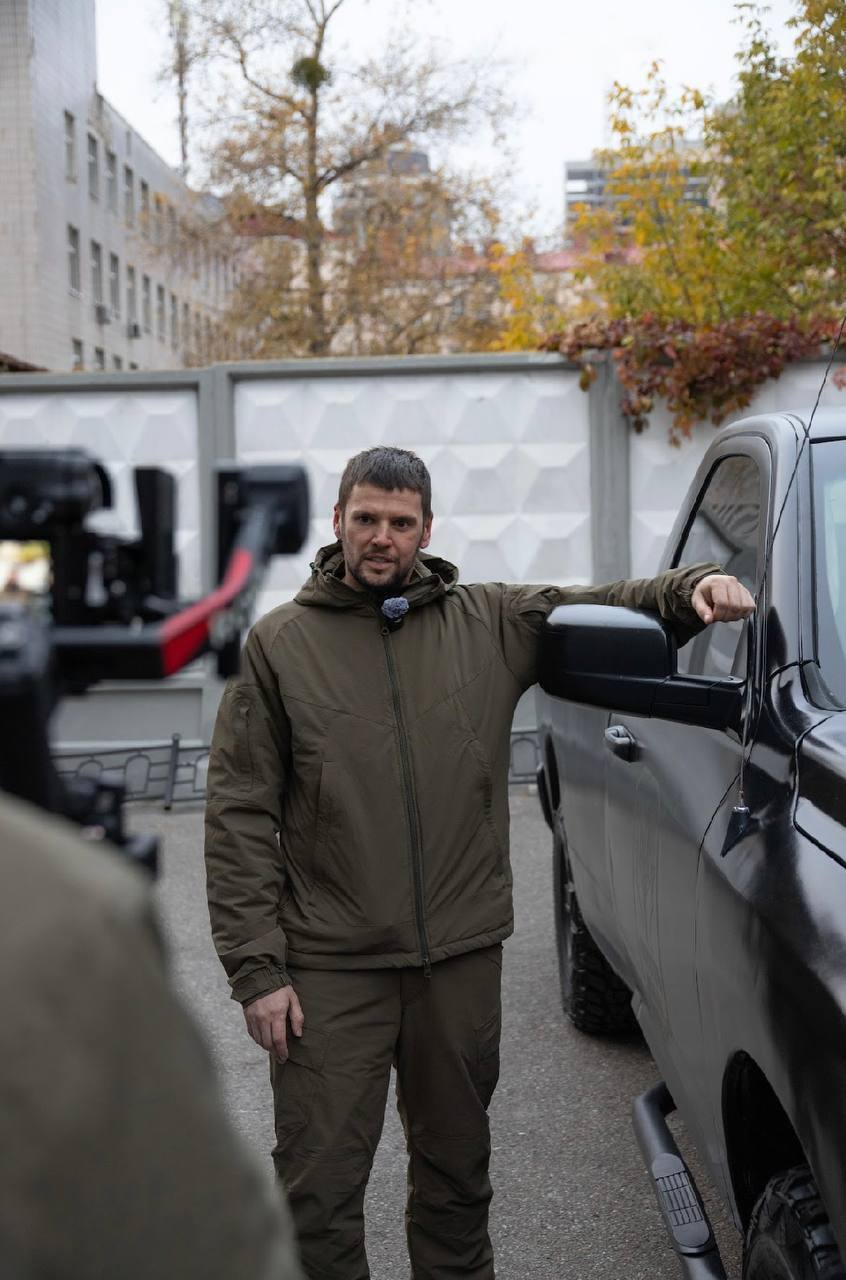 Domino Foundation передала военным мощный Dodge RAM для Покровского направления