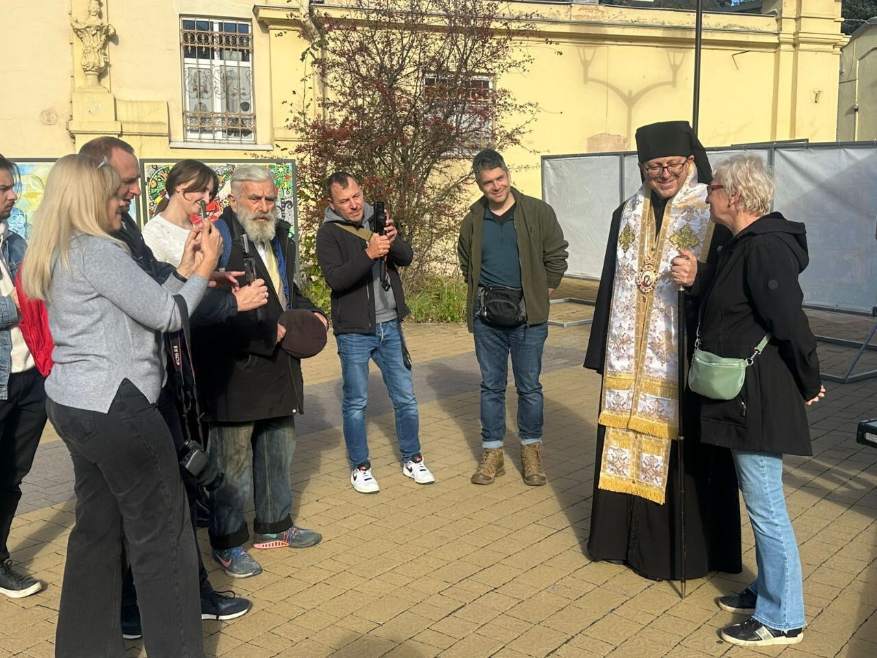 Мать Савиты Дианы Вагнер на освящении транспортного госпиталя во Львове