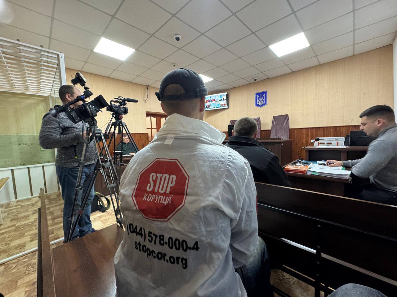 Судебное заседание длиной в день: на Черниговщине выбирают меру пресечения местному ''олигарху'' Кауфману