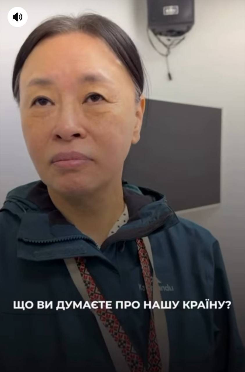 ''Нашим странам не везет с северными соседями'': Роман Бочкала дал интервью известной южнокорейской журналистке