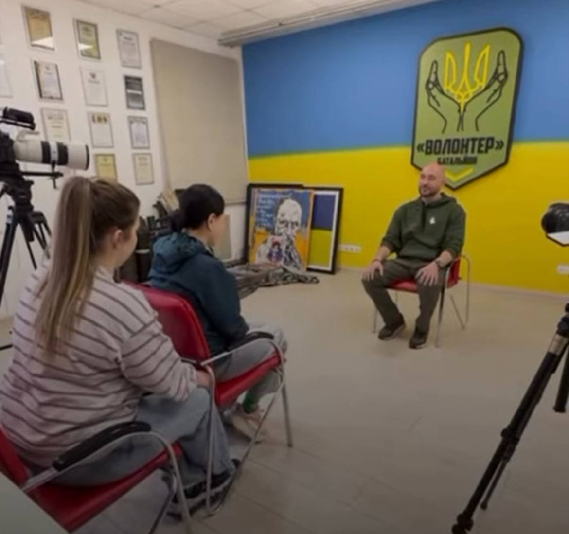 ''Нашим странам не везет с северными соседями'': Роман Бочкала дал интервью известной южнокорейской журналистке