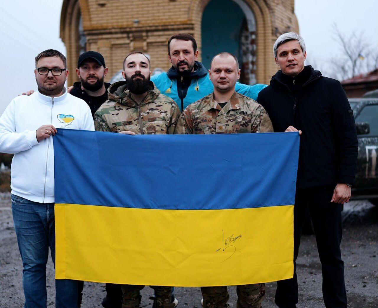 361-ша місія на фронт: фонд ''Надія'' та Валерій Дубіль передали обладнання військовим на харківський напрямок