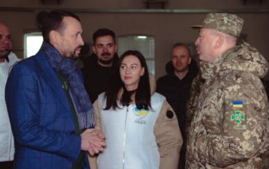 »Поддерживаем тех, кто ежедневно сдерживает врага на передовой»: Валерий Дубиль и фонд »Надежда» передали очередную партию помощи пограничникам