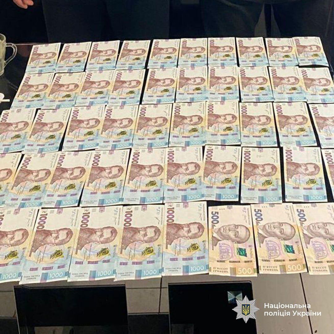 В Сумской области разоблачили мощную мошенническую сеть: украинцев лишили почти 1 млн грн из-за фейковой банковской безопасности