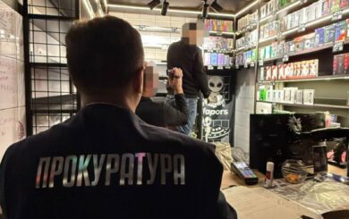 Правоохранители прекратили нелегальное производство вейп-жидкостей мощностью до 2 тысяч наборов в сутки