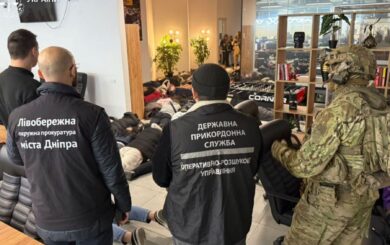 В Днепре разоблачили мошеннические колл-центры: массовые обманы клиентов банков