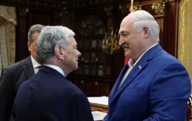 Контакти США з Лукашенком: WSJ пише про 250 звільнених політичних в’язнів