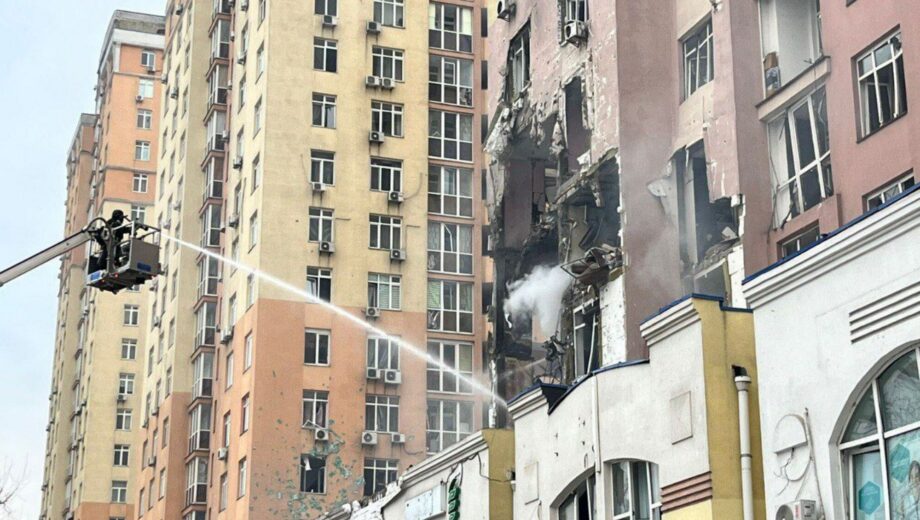 Почти 500 дронов и 40 ракет: россия совершила массированную атаку на Киев