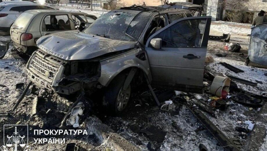 Взрыв авто на Оболони: инцидент во дворе на Героев Днепра расследуют как теракт