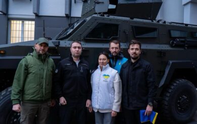 Новогодние праздники вместе с разведчиками: фонд »Надежда», Валерий Дубиль и Алексей Омельяненко передали ГУР технику и медицинское оборудование