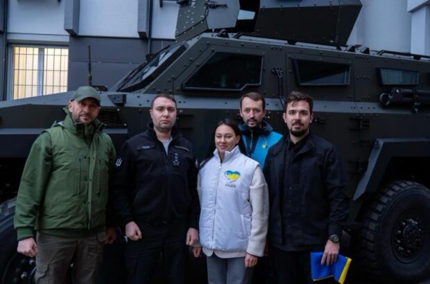Новогодние праздники вместе с разведчиками: фонд »Надежда», Валерий Дубиль и Алексей Омельяненко передали ГУР технику и медицинское оборудование