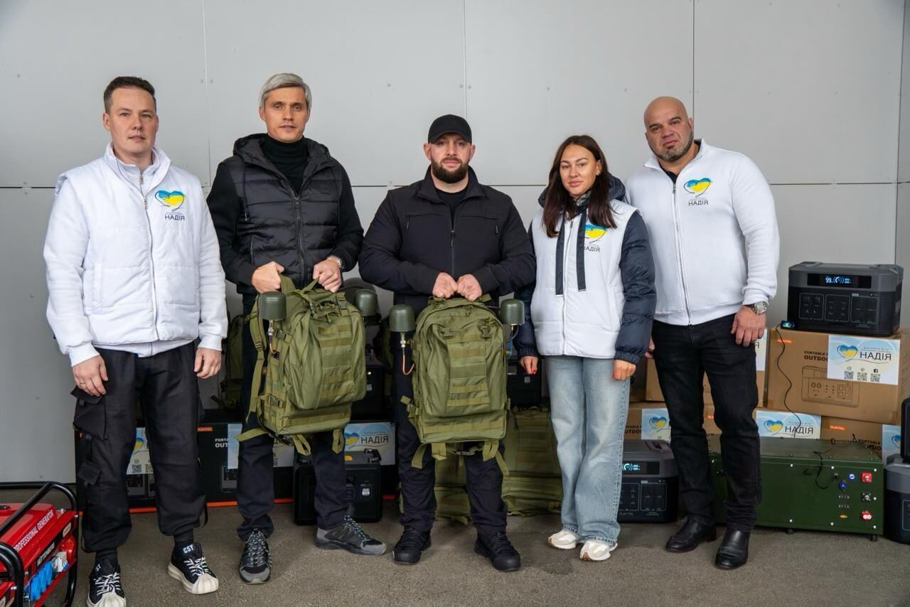 Новорічні свята разом із розвідниками: фонд ''НАДІЯ'', Валерій Дубіль та Олексій Омельяненко передали ГУР техніку та медичне обладнання