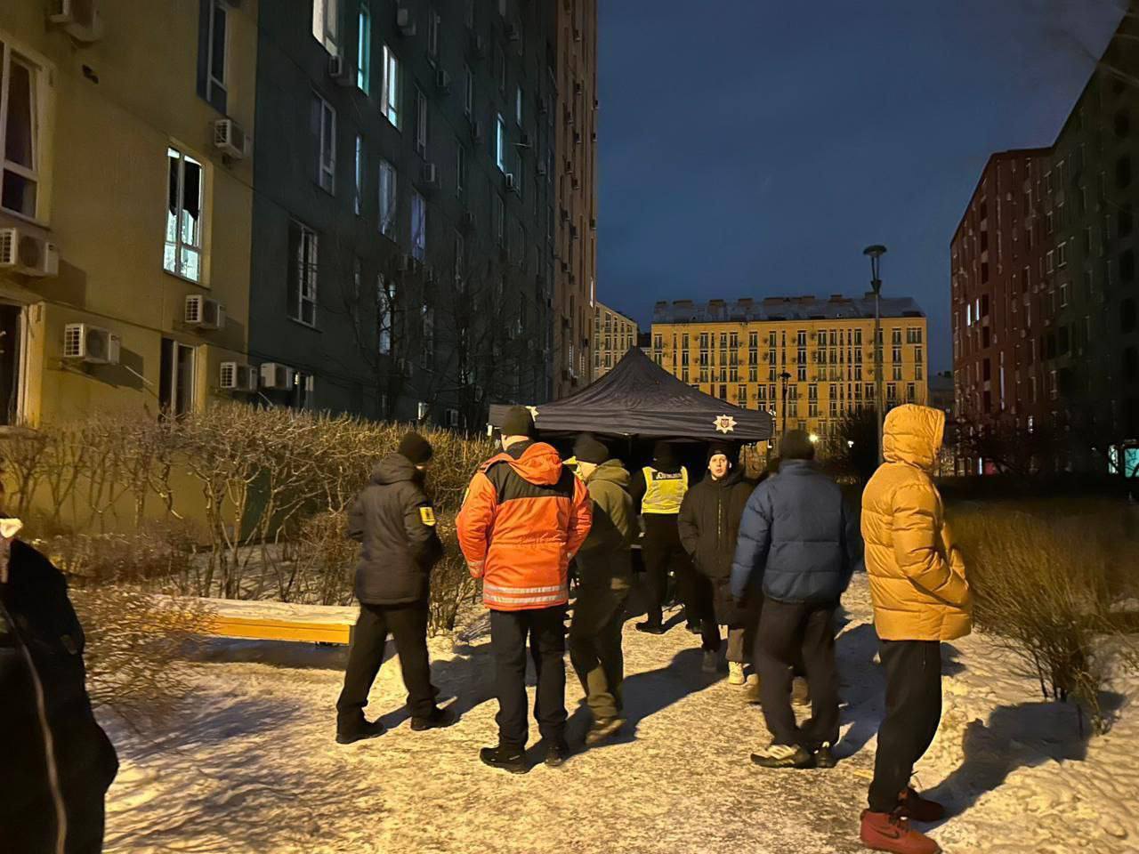 Київські школи переходять на дистанційний та змішаний формати через погодні умови й наслідки обстрілів